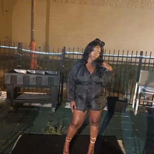 Meet your Posher, Denaja